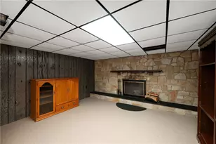 120 Valley View Dr, Summit Township, PA 16002 - Photo 30