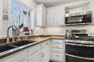 2187 Elizabeth Ct, Murrysville, PA 15632 - Photo 14