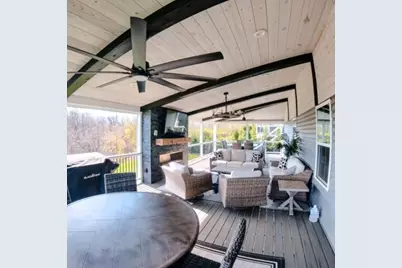 118 Red Pine Dr, Kennedy Township, PA 15108 - Photo 10