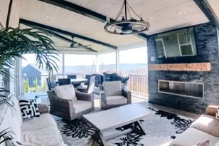 118 Red Pine Dr, Kennedy Township, PA 15108 - Photo 12