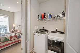 1447 Hastings Cres, Bridgeville, PA 15017 - Photo 36