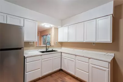 194 Woodridge Dr, Brighton Township, PA 15009 - Photo 4