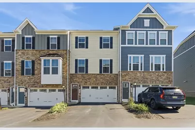 7402 Chestnut Way, Pine Township, PA 15044 - Photo 2