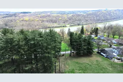 10 Spruce Ave, East Bethlehem, PA 15333 - Photo 4