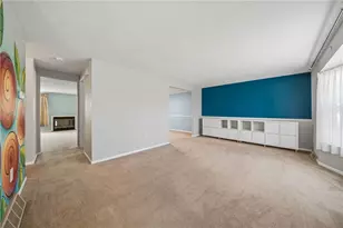 205 Heather Dr, Monroeville, PA 15146 - Photo 2