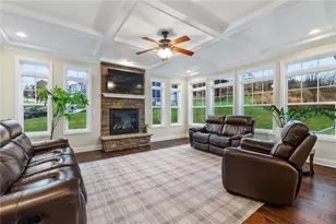 101 Vista Ridge Ln, Adams Township, PA 16059 - Photo 4