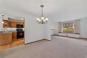 1223 Silver Ln, Robinson Twp, PA 15136 - Photo 8