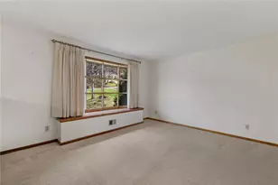 1223 Silver Ln, Robinson Twp, PA 15136 - Photo 6