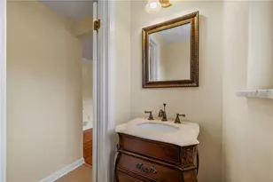 552 Sandrae Dr, Pittsburgh, PA 15243 - Photo 18