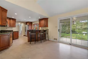 552 Sandrae Dr, Pittsburgh, PA 15243 - Photo 14