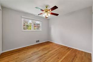 552 Sandrae Dr, Pittsburgh, PA 15243 - Photo 28