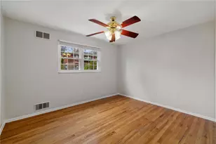 552 Sandrae Dr, Pittsburgh, PA 15243 - Photo 34