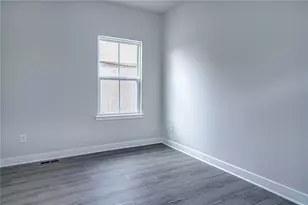 142 Olga Ave, Robinson Twp, PA 15108 - Photo 24