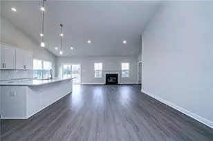 142 Olga Ave, Robinson Twp, PA 15108 - Photo 4