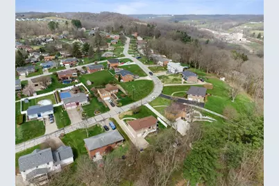 641 Longvue Dr, Chartiers, PA 15342 - Photo 38