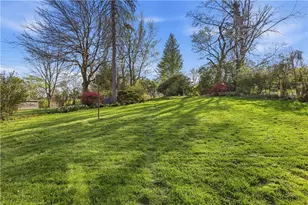 552 Greenhurst Dr, Pittsburgh, PA 15243 - Photo 40
