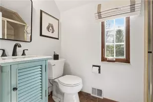 552 Greenhurst Dr, Pittsburgh, PA 15243 - Photo 28