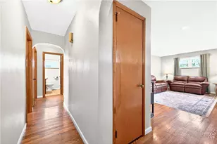 409 Pleasant Valley Rd, Smith Township, PA 15019 - Photo 12