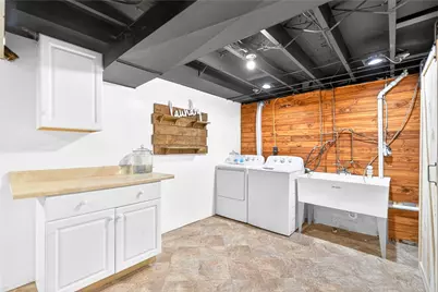 409 Pleasant Valley Rd, Smith Township, PA 15019 - Photo 24