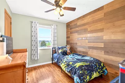 409 Pleasant Valley Rd, Smith Township, PA 15019 - Photo 18