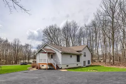 10 N Gait Dr, Liberty Township, PA 16127 - Photo 32