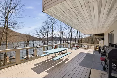 2711 Lakeview Rd, Henry Clay Township, PA 15424 - Photo 6