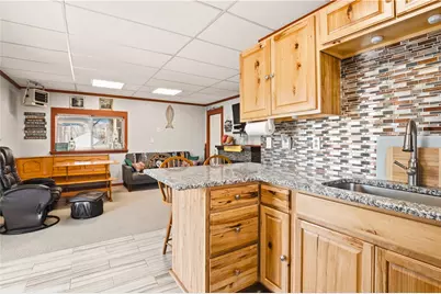 2711 Lakeview Rd, Henry Clay Township, PA 15424 - Photo 16