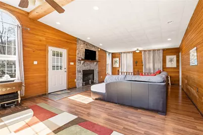 2711 Lakeview Rd, Henry Clay Township, PA 15424 - Photo 22