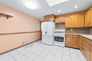 13 Hearthstone Dr, Pittsburgh, PA 15235 - Photo 14