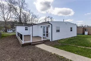 265 Ewing St, Meadowlands, PA 15347 - Photo 32