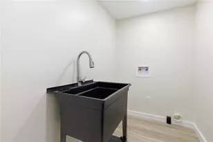 265 Ewing St, Meadowlands, PA 15347 - Photo 28