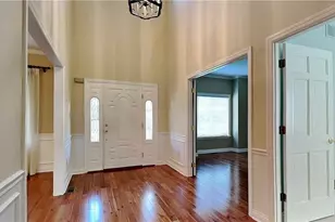 535 Dorchester Dr, Seven Fields Boro, PA 16046 - Photo 10