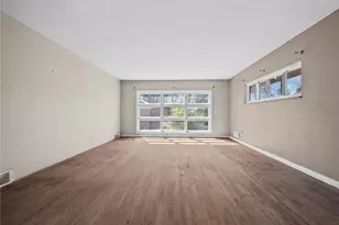 6510 Woodlawn Ave, Pittsburgh, PA 15147 - Photo 8