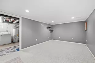 405 Veronica Dr, Pittsburgh, PA 15235 - Photo 28