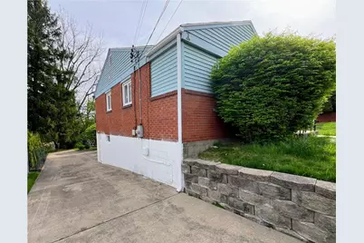 10920 Highpoint Dr, Pittsburgh, PA 15235 - Photo 46