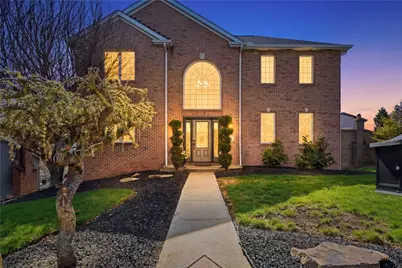 33 Mason Dr, Robinson Twp, PA 15108 - Photo 1