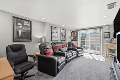 33 Mason Dr, Robinson Twp, PA 15108 - Photo 24