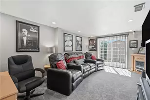 33 Mason Dr, Robinson Twp, PA 15108 - Photo 24