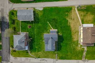 112 2nd Ave, New Eagle, PA 15067 - Photo 28