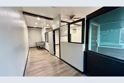 724 Chartiers Avenue, McKees Rocks, PA 15136 - Photo 6