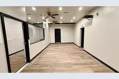 724 Chartiers Avenue, McKees Rocks, PA 15136 - Photo 2