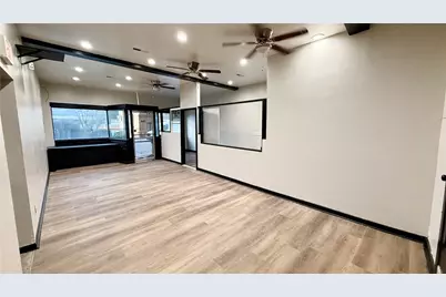 724 Chartiers Avenue, McKees Rocks, PA 15136 - Photo 4