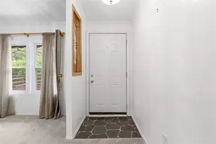 53 Stratford Ct, Collier Township, PA 15106 - Photo 2