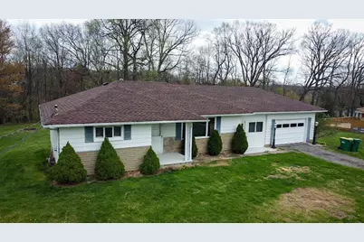 102 Randy Dr, City of But SW, PA 16002 - Photo 1