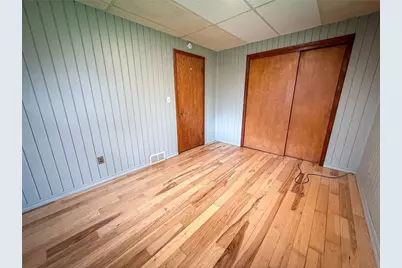 102 Randy Dr, City of But SW, PA 16002 - Photo 26