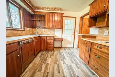 102 Randy Dr, City of But SW, PA 16002 - Photo 16