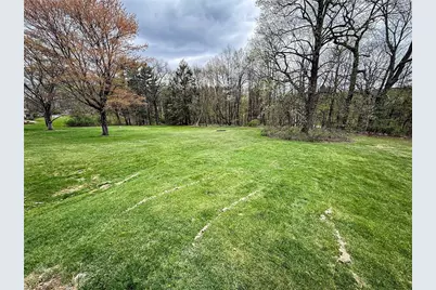 102 Randy Dr, City of But SW, PA 16002 - Photo 42
