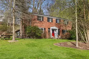 112 Eton Dr, Pittsburgh, PA 15215 - Photo 2