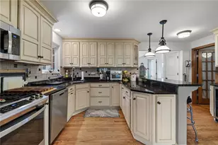 112 Eton Dr, Pittsburgh, PA 15215 - Photo 14