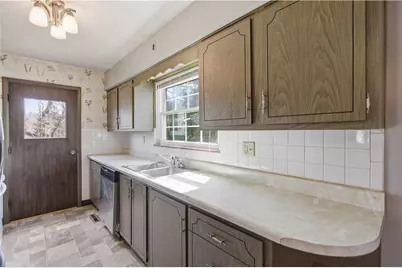 64 Harmon Creek Rd, Smith Township, PA 15021 - Photo 10